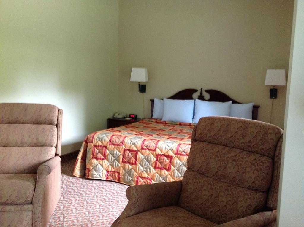 Days Inn - Chapel Hill Ruang foto